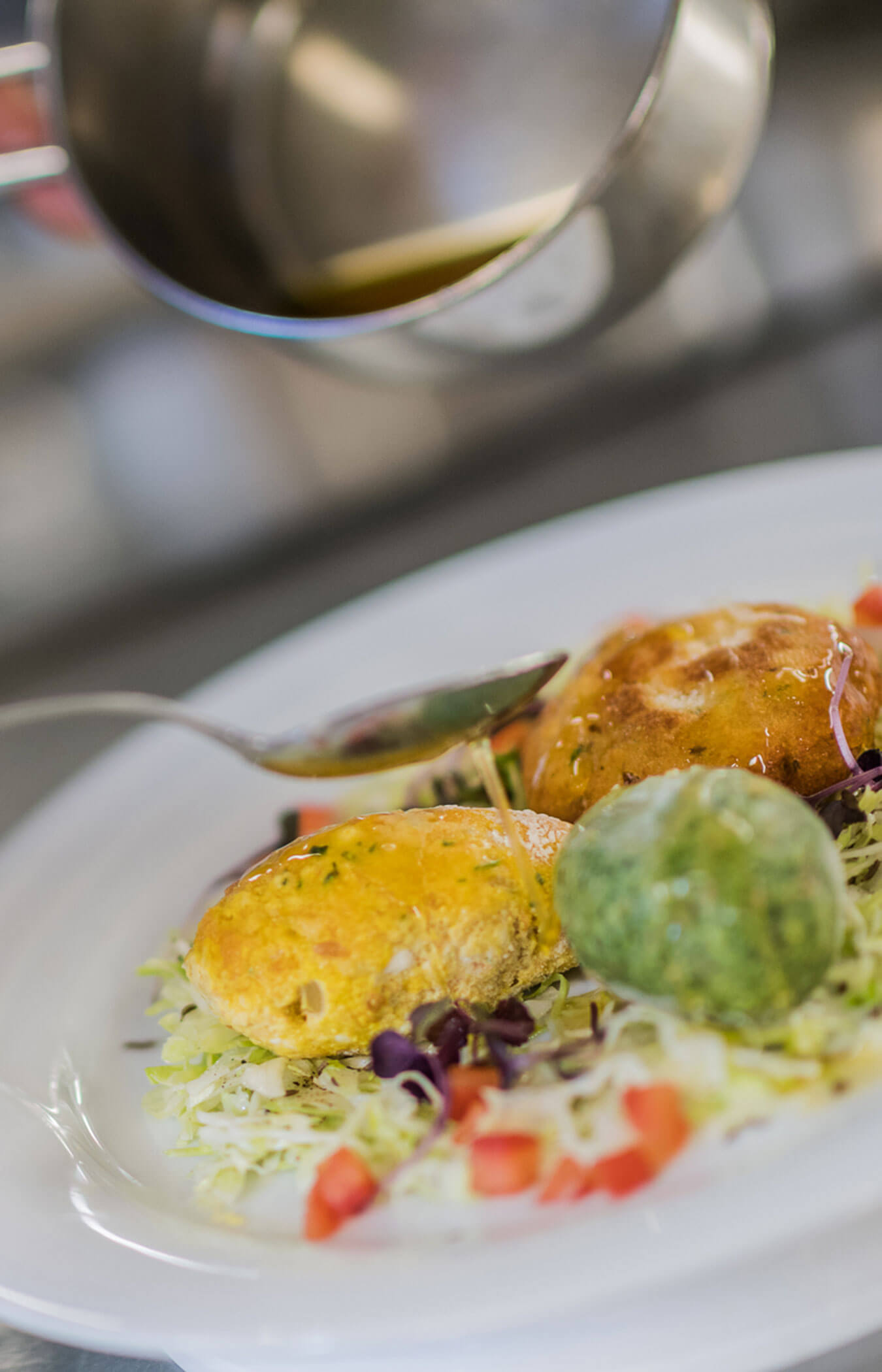 Knödeltris mit Krautsalat und Butter - Wirtshaushotel Alpenrose