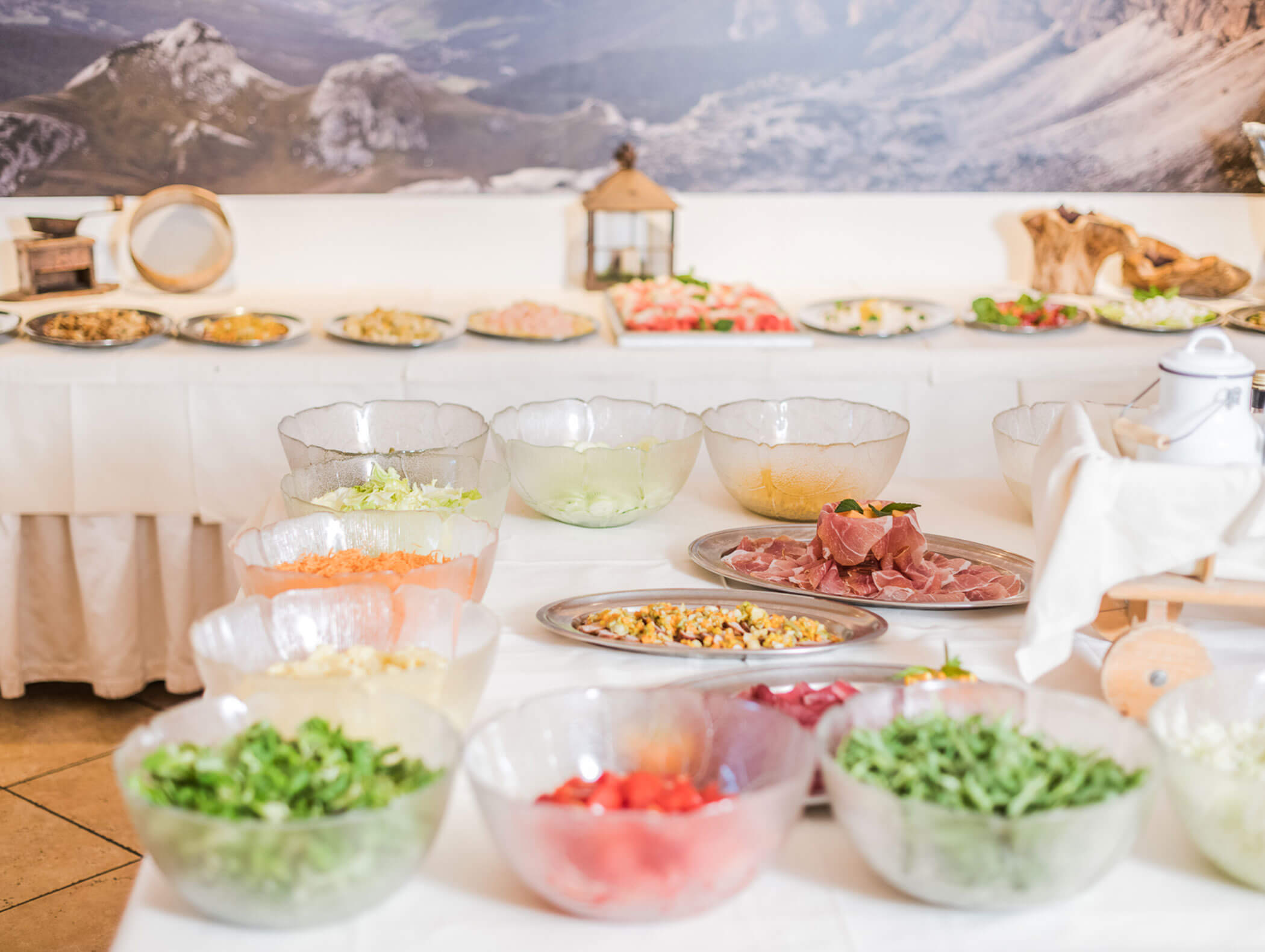 Salat- und Wurstbuffet - Wirtshaushotel Alpenrose