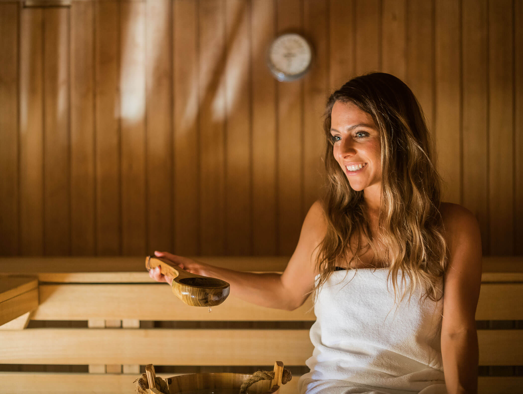 Frau in der Sauna - Wirtshaushotel Alpenrose